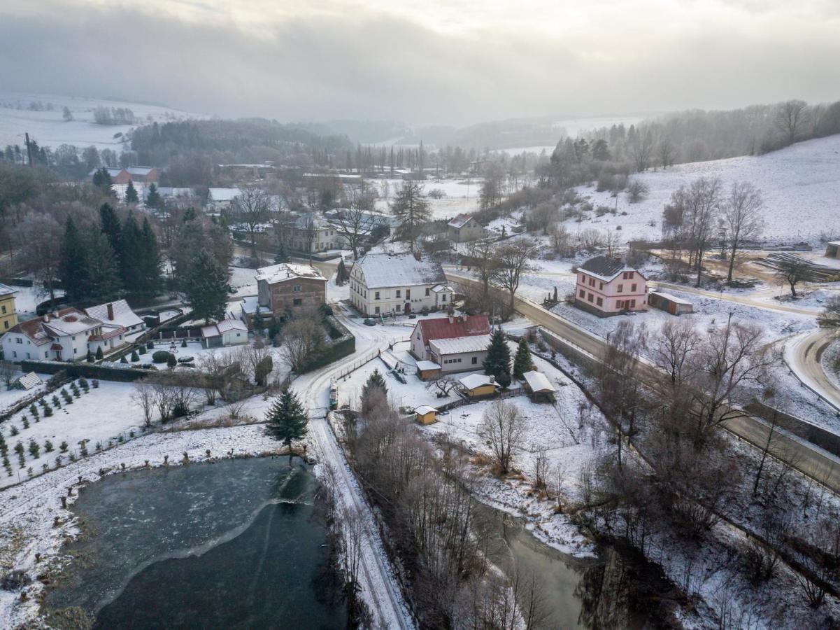 Apartment Ve Mlyne Teplice nad Metují Εξωτερικό φωτογραφία