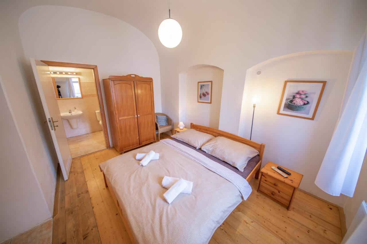 Apartment Ve Mlyne Teplice nad Metují Εξωτερικό φωτογραφία