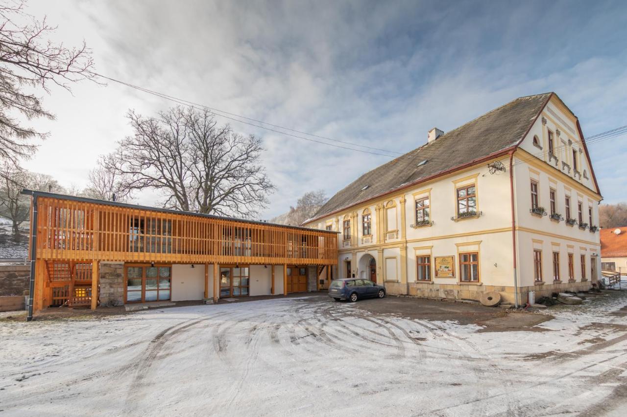 Apartment Ve Mlyne Teplice nad Metují Εξωτερικό φωτογραφία