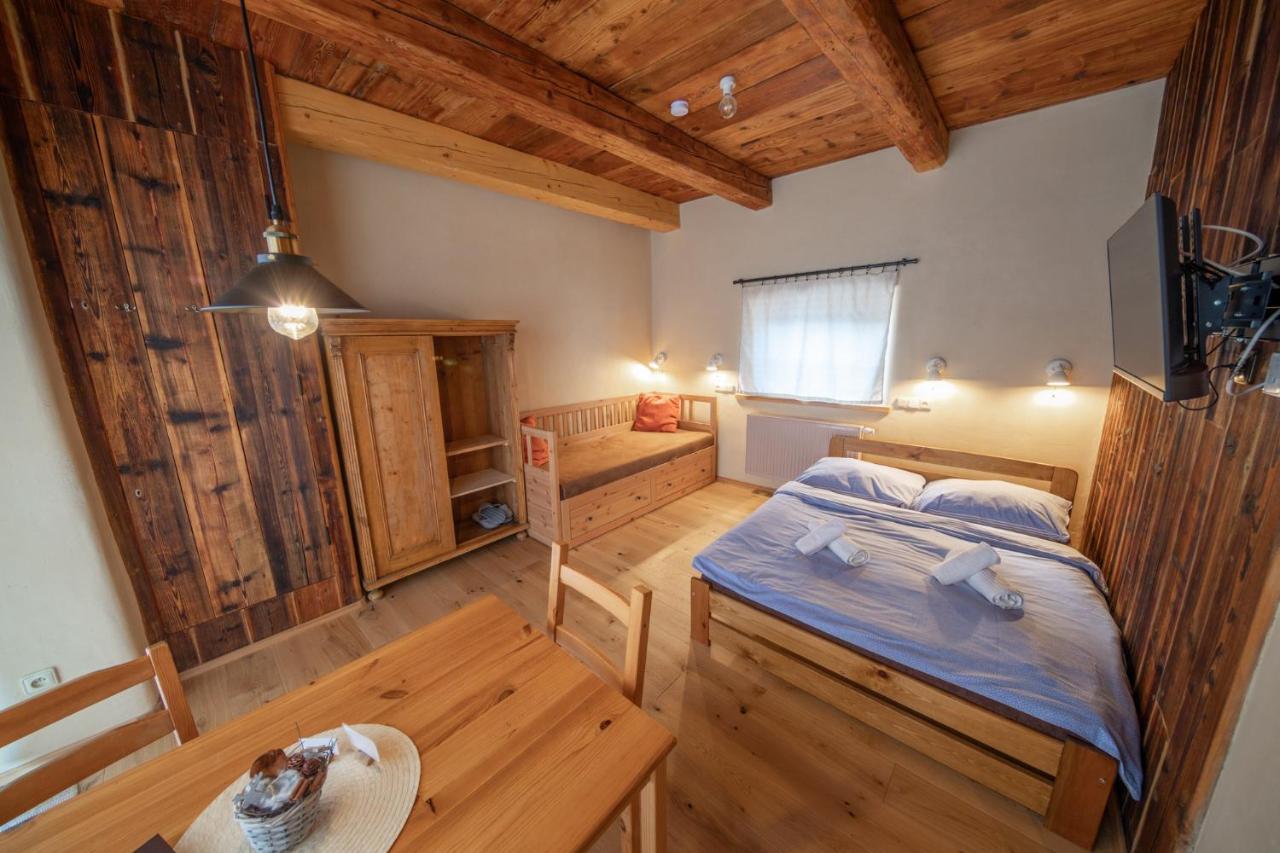 Apartment Ve Mlyne Teplice nad Metují Εξωτερικό φωτογραφία