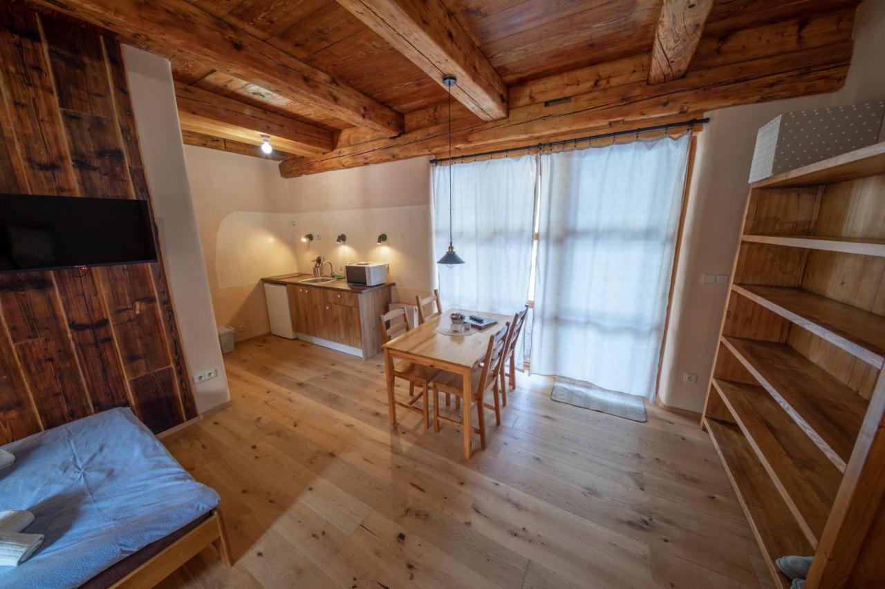 Apartment Ve Mlyne Teplice nad Metují Εξωτερικό φωτογραφία